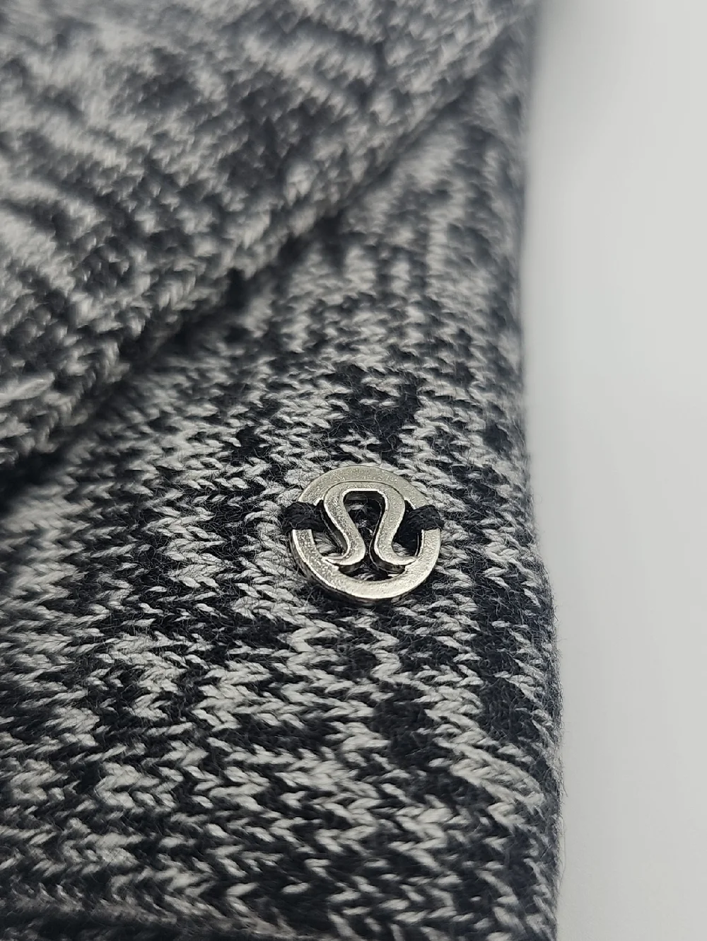 LULULEMON Mantra Twist Ear Warmer Headband Twist Knit